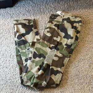 Camouflage Distressed Jeans